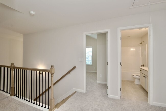 Building Photo - Brand New Hugston Home Near Lee Scott Acad...