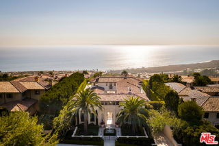 Building Photo - 6 Mystique