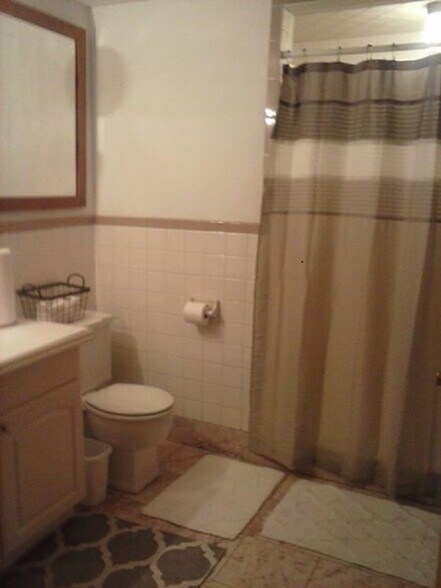 Building Photo - 79 Owens Ln