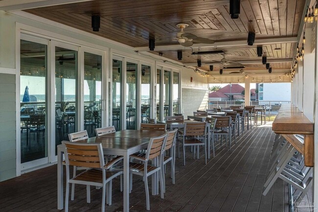 Building Photo - 608 Lost Key Dr