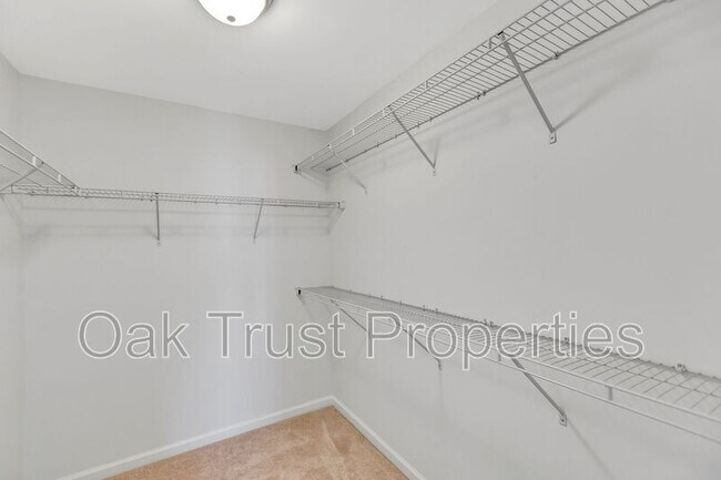 Building Photo - 1135 St Pauls Parrish Ln