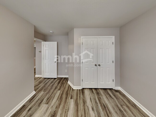 Building Photo - 12816 Walking Stick Dr