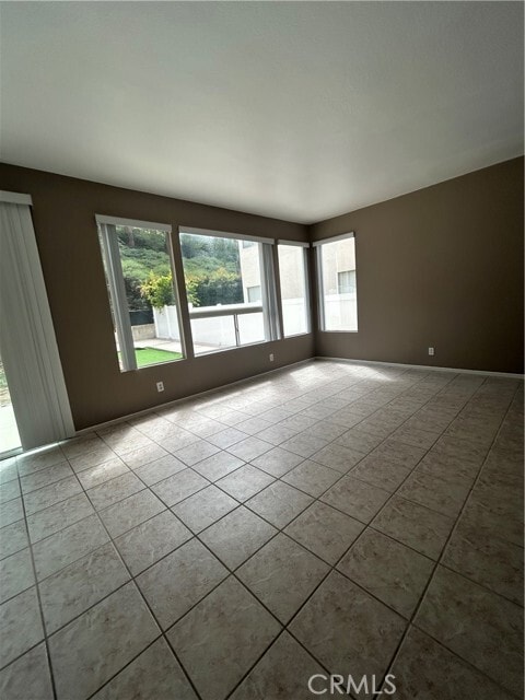 Building Photo - 16374 Whitefield Ct