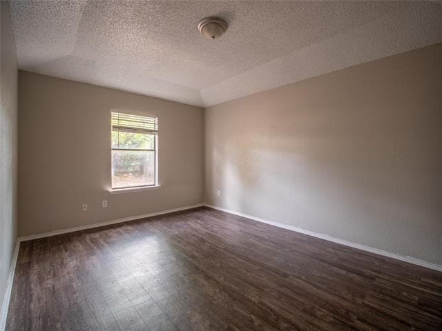 Building Photo - 515 McQueary St
