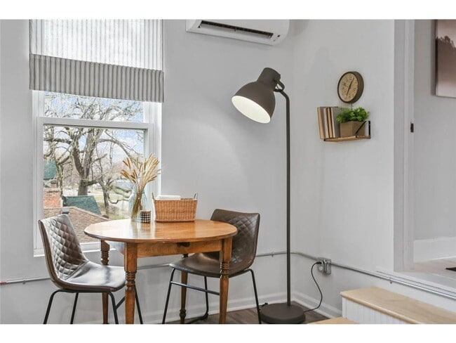 Building Photo - 4405 N Morgan Ave