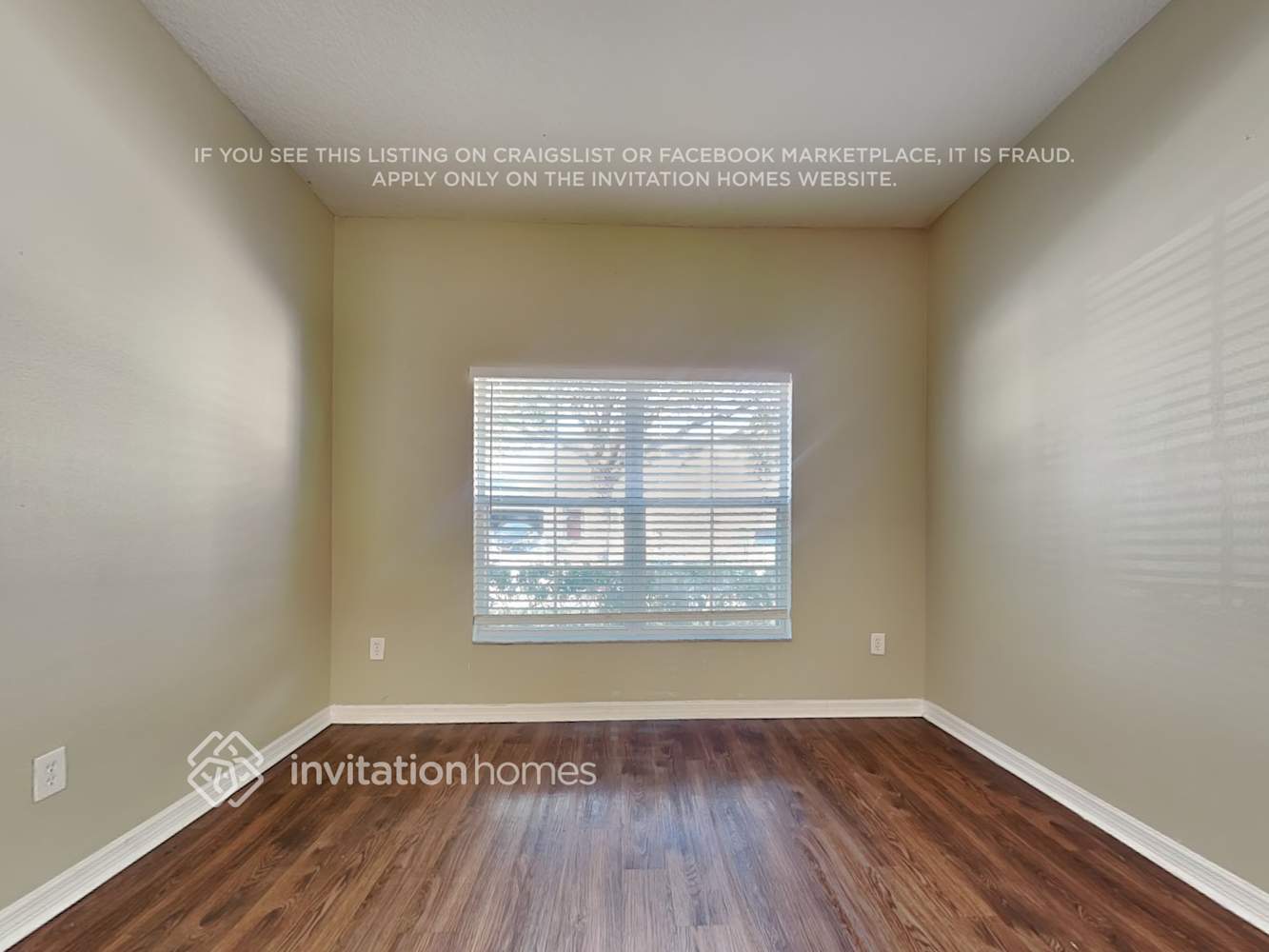 Building Photo - 11250 Creek Haven Dr