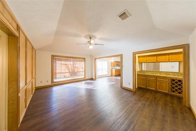 Building Photo - 2119 Antibes Dr