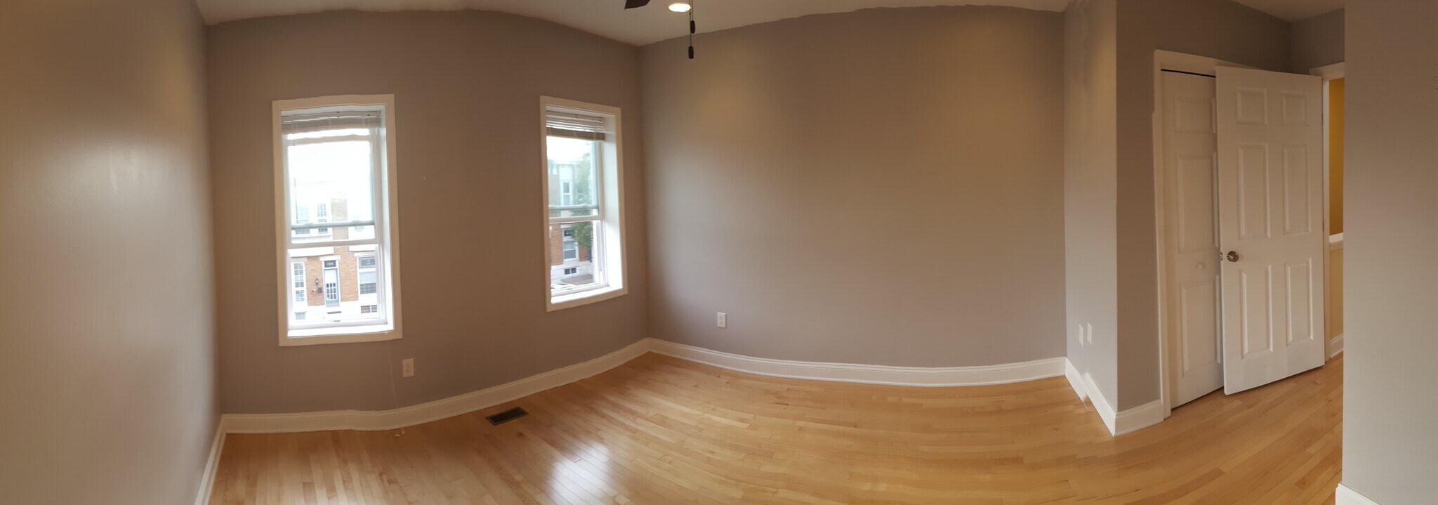Building Photo - 721 S Ellwood Ave