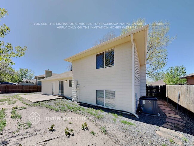 Building Photo - 356 S 33rd Ave