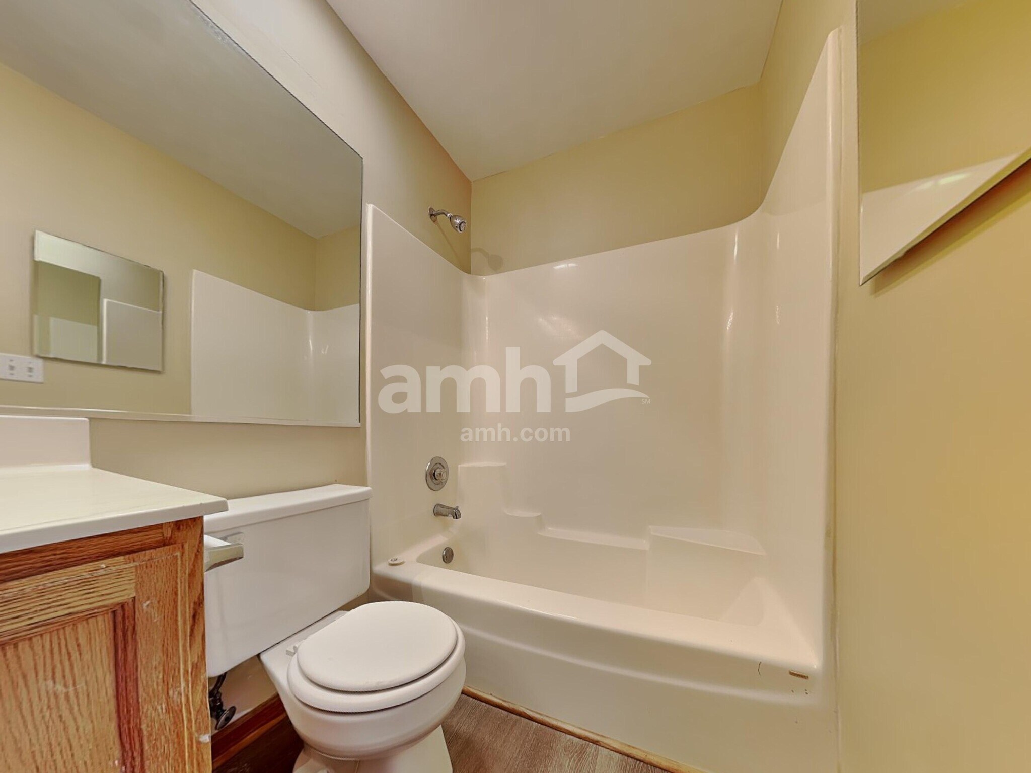Building Photo - 775 Highview Ct
