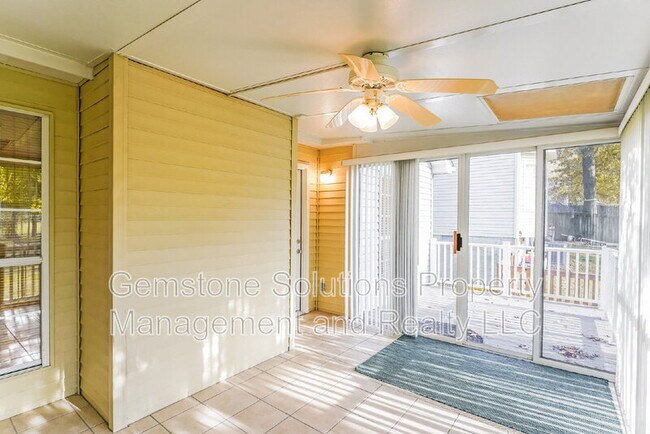 Building Photo - 306 Crooked Oak Ct