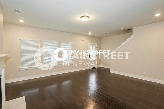 Building Photo - 5 Bedroom Pet-Friendly Home in ANTIOCH, TN...