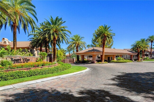 Building Photo - 2050 W Warm Springs Rd