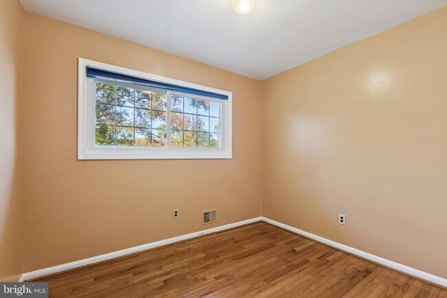 Building Photo - 7714 Arlen St