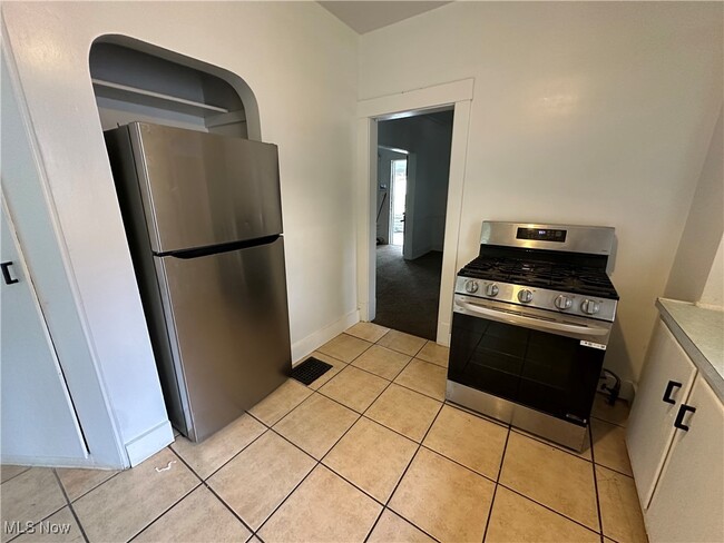 Building Photo - 175 Brookline Ave