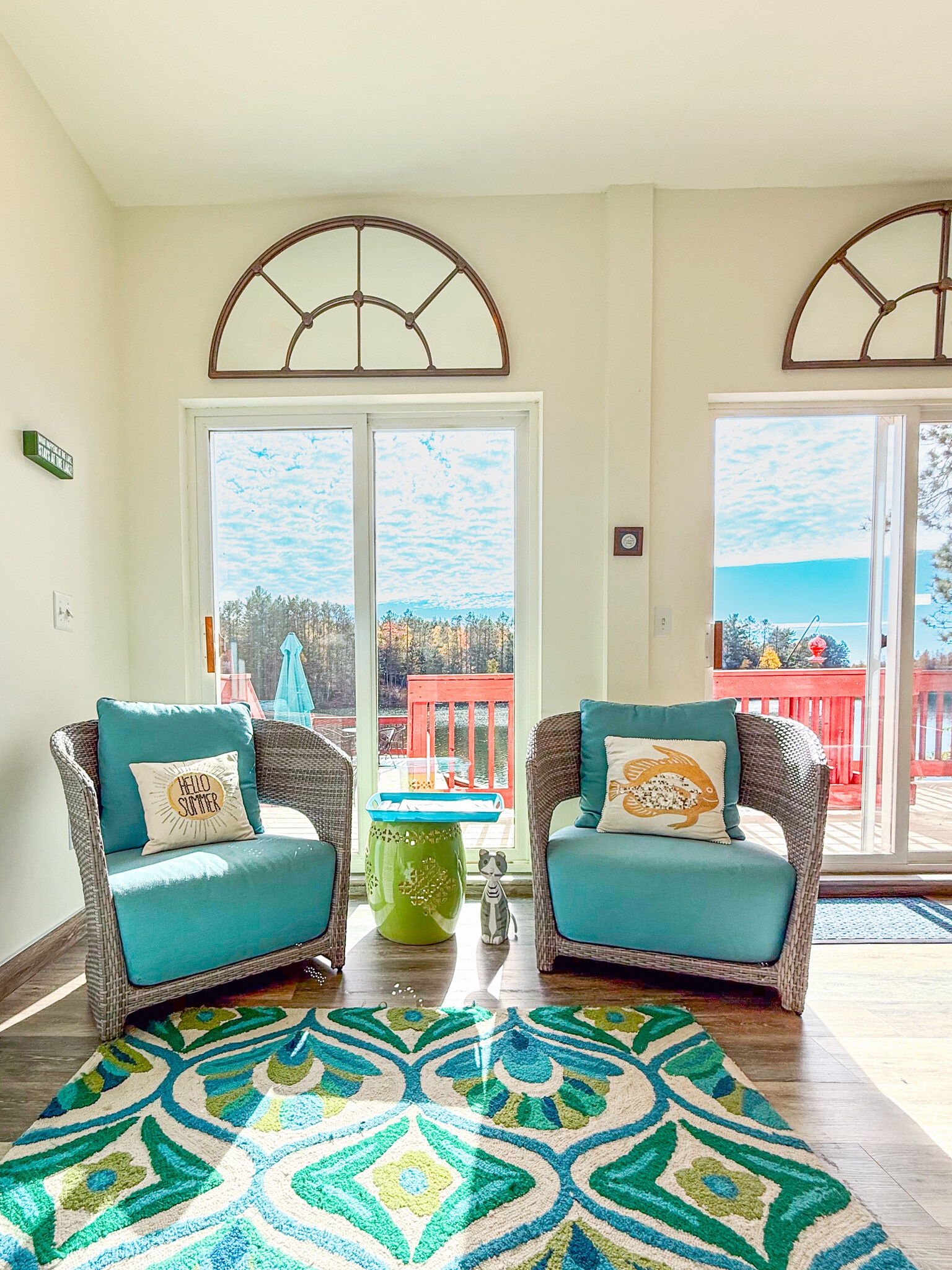 Building Photo - 440 S Peninsula Ln