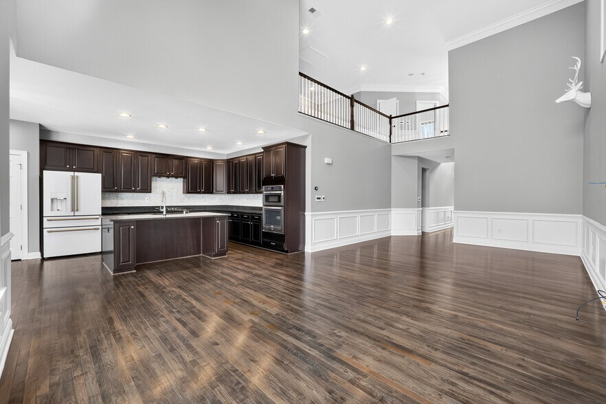 Building Photo - 23202 Evergreen Ridge Dr