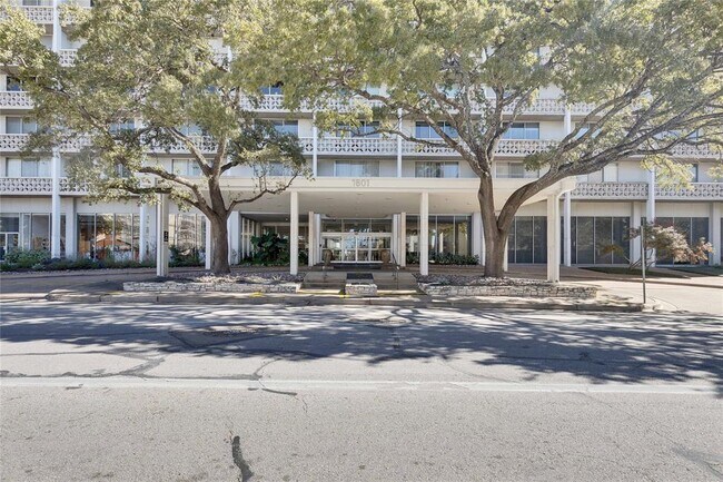 Building Photo - 1801 Lavaca St