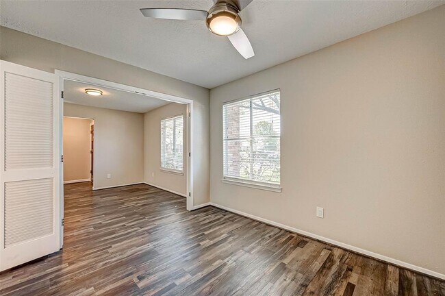 Building Photo - 13002 Kingsmill Dr