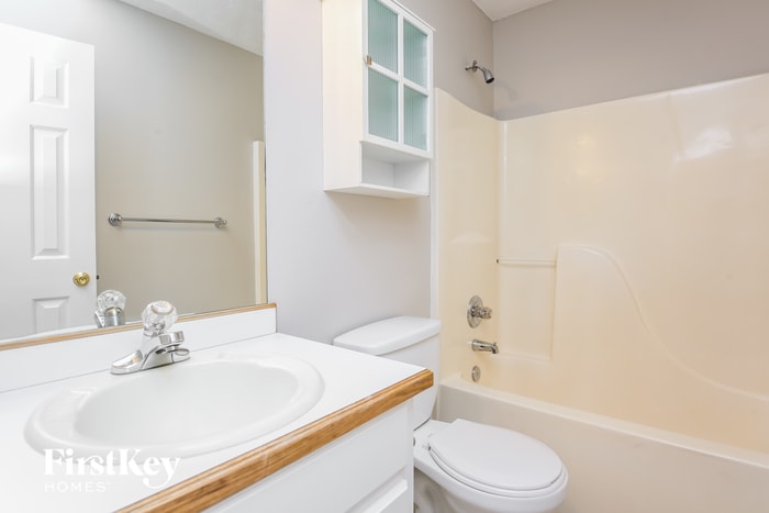 Building Photo - 2975 Emerald Springs Dr
