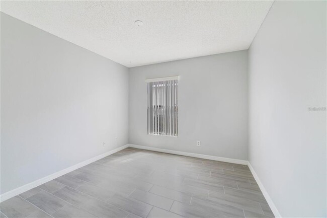 Building Photo - 2152 Rj Cir