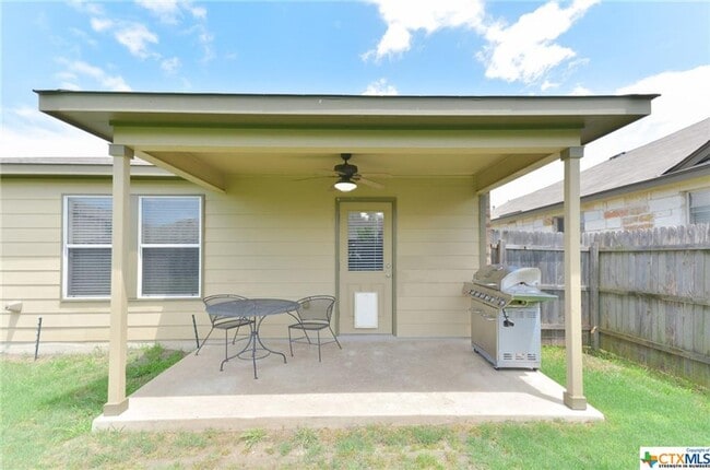 Building Photo - 5722 Stanford Dr