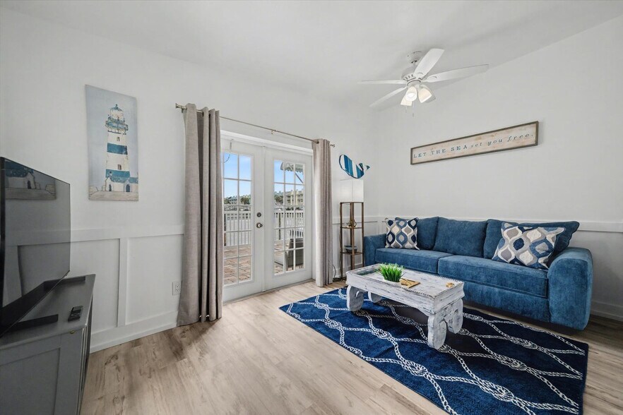 Building Photo - 711 E Gulf Blvd