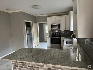 Building Photo - 1468 Snowden Ave