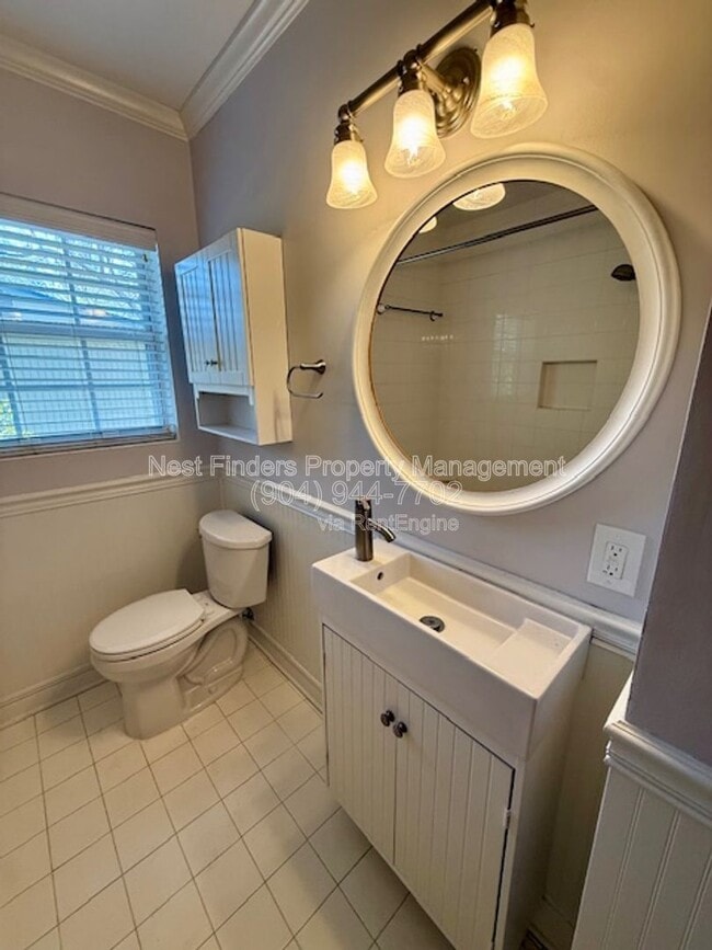 Building Photo - 5252 Rollins Ave