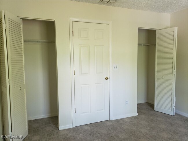 Building Photo - 240 Timber Lake Cir