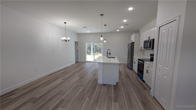 Building Photo - 9298 N Akola Way