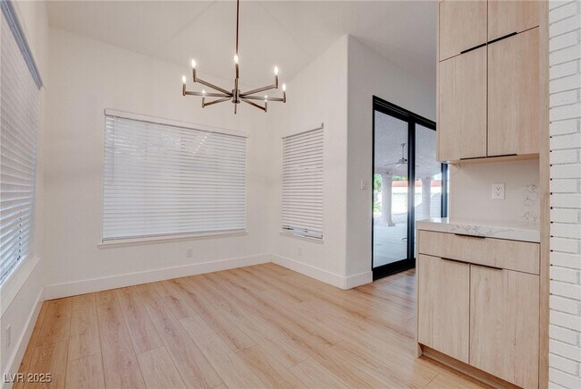 Building Photo - 8608 Highacre Dr