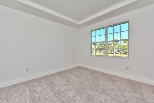 Building Photo - 3 BEDROM 3 BATH TOWNHOUSE IN VILLA MAR BON...
