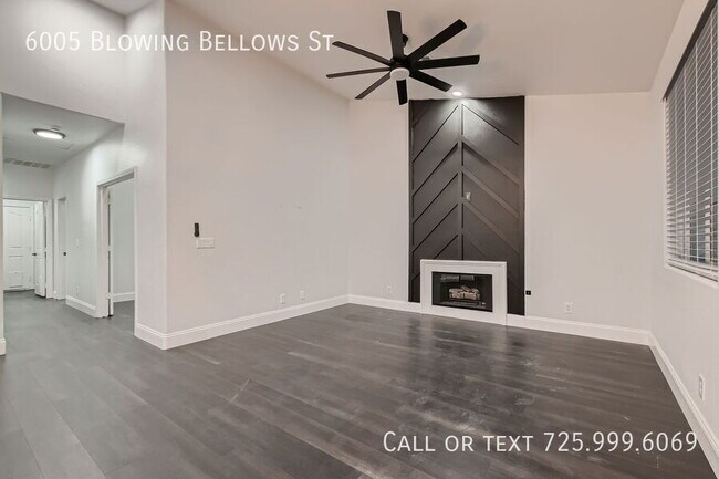 Building Photo - 6005 Blowing Bellows St