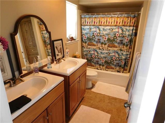 Building Photo - 410 Barnes Bridge Rd