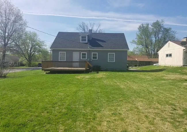 Building Photo - ****COMING SOON**** Charming 2-story home ...