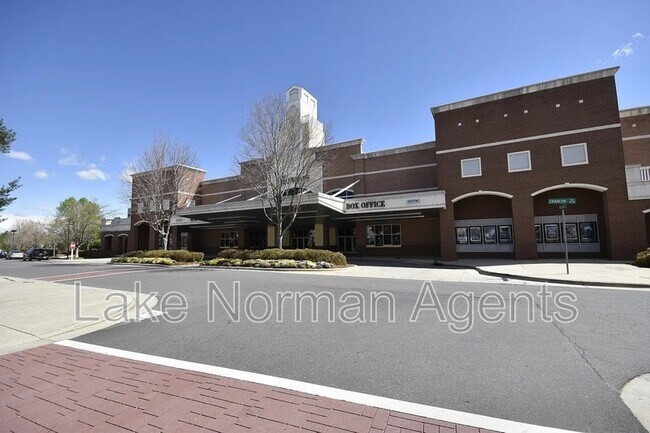 Building Photo - 17033 Calton Way Rd