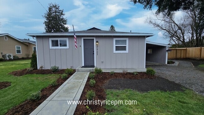 Building Photo - 31721 W Commercial St