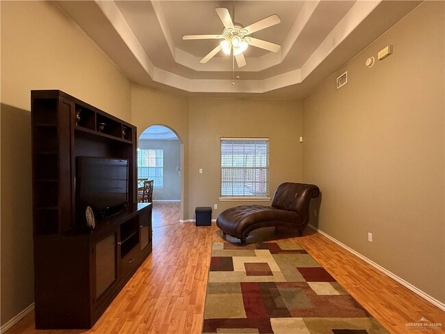 Building Photo - 14 Nora Dr