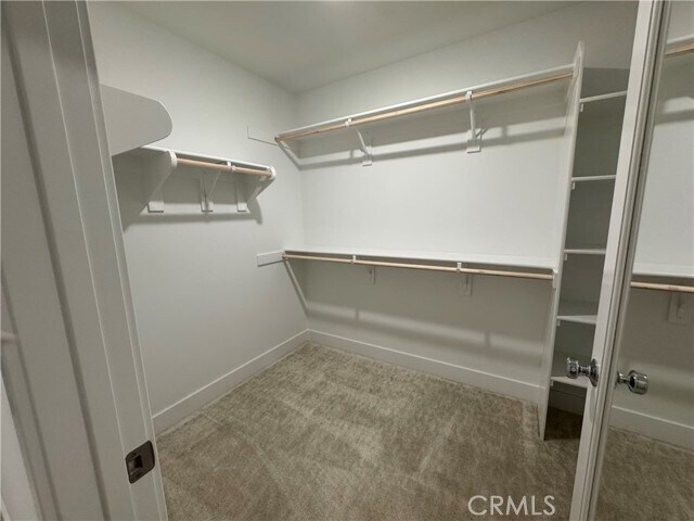 Building Photo - 228 Knot