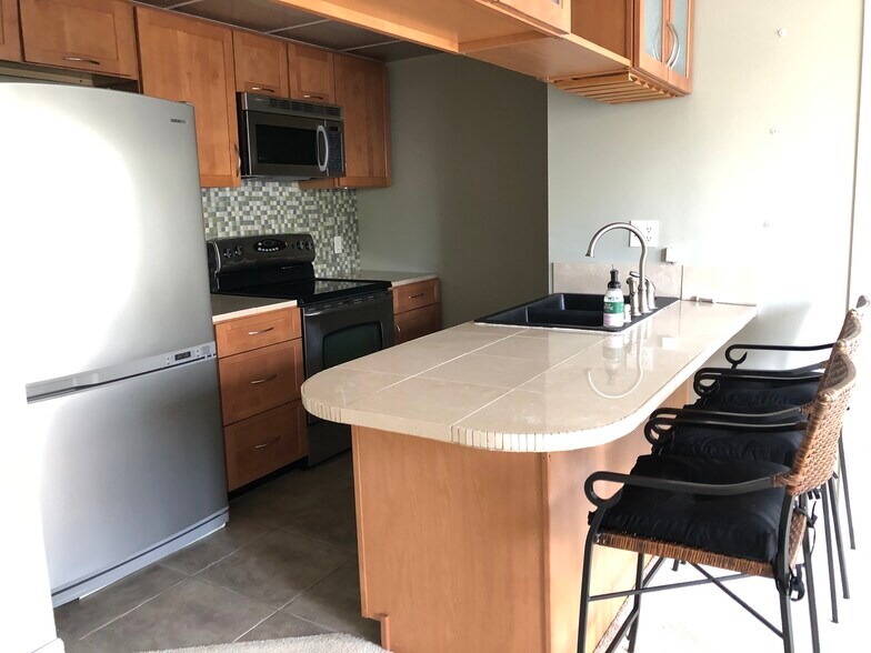 Building Photo - 2601 E Ocean Blvd