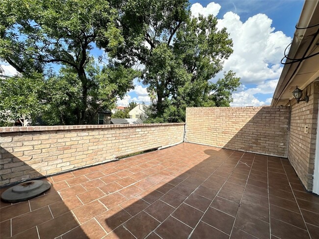 Building Photo - 2514 Nantucket Dr