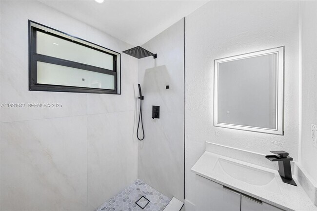 Building Photo - 6911 NW 4th Ct