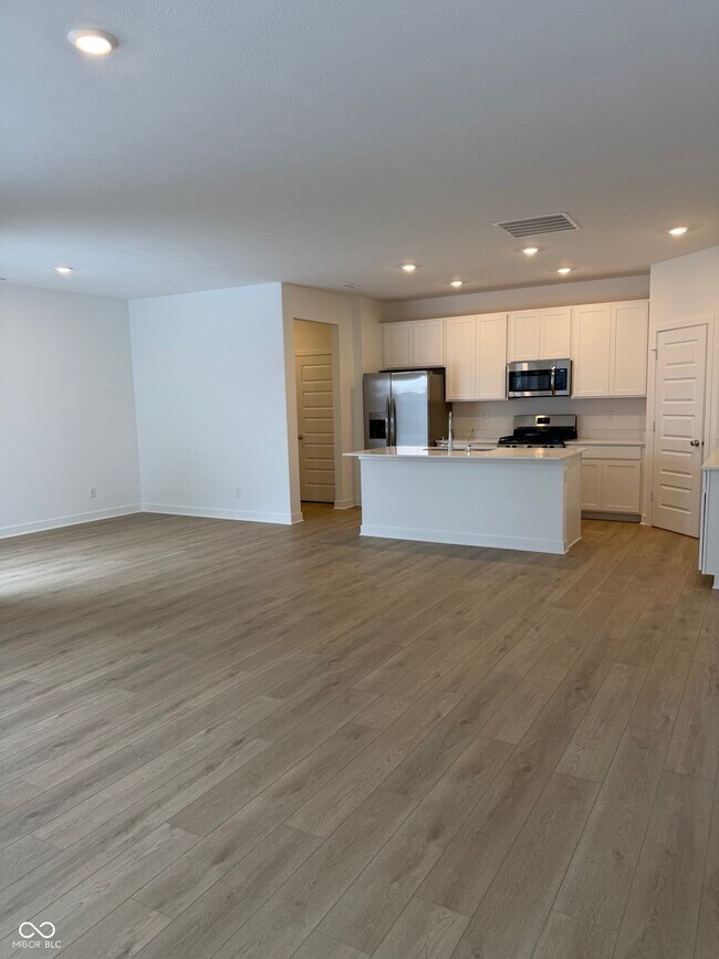 Building Photo - 411 W Michigan St