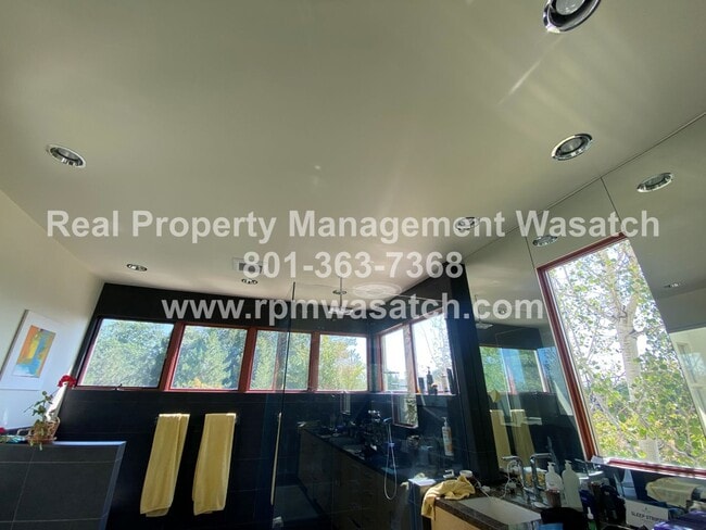 Building Photo - Check out This Stunning 3 Bedroom 2.5 Bath...