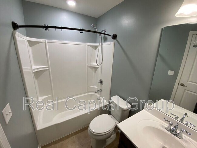 Building Photo - 4275 Arthur Ct