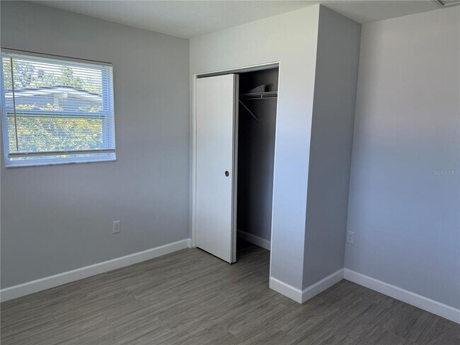 Building Photo - 2451 Nassau St