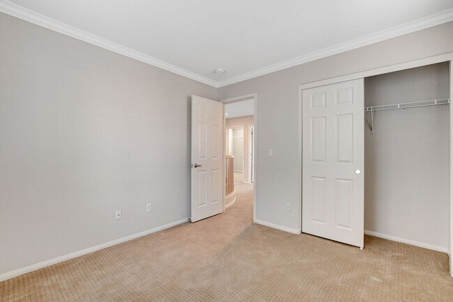 Building Photo - 1289 Corista Dr