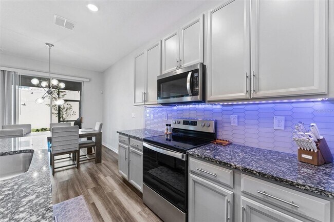 Building Photo - 34244 Radley Wy