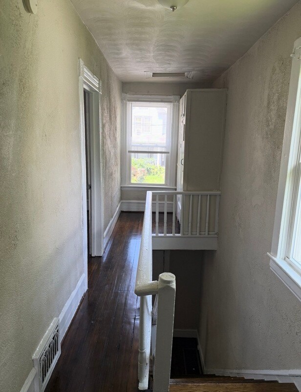 Building Photo - 408 Gilmer Ave NW